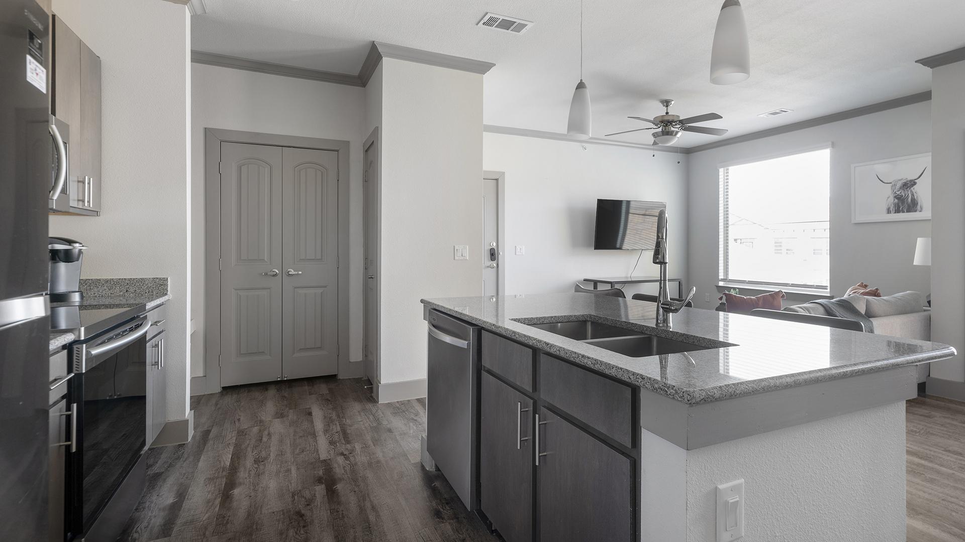 The Flats at Shadowglen 9302 - Photo 9