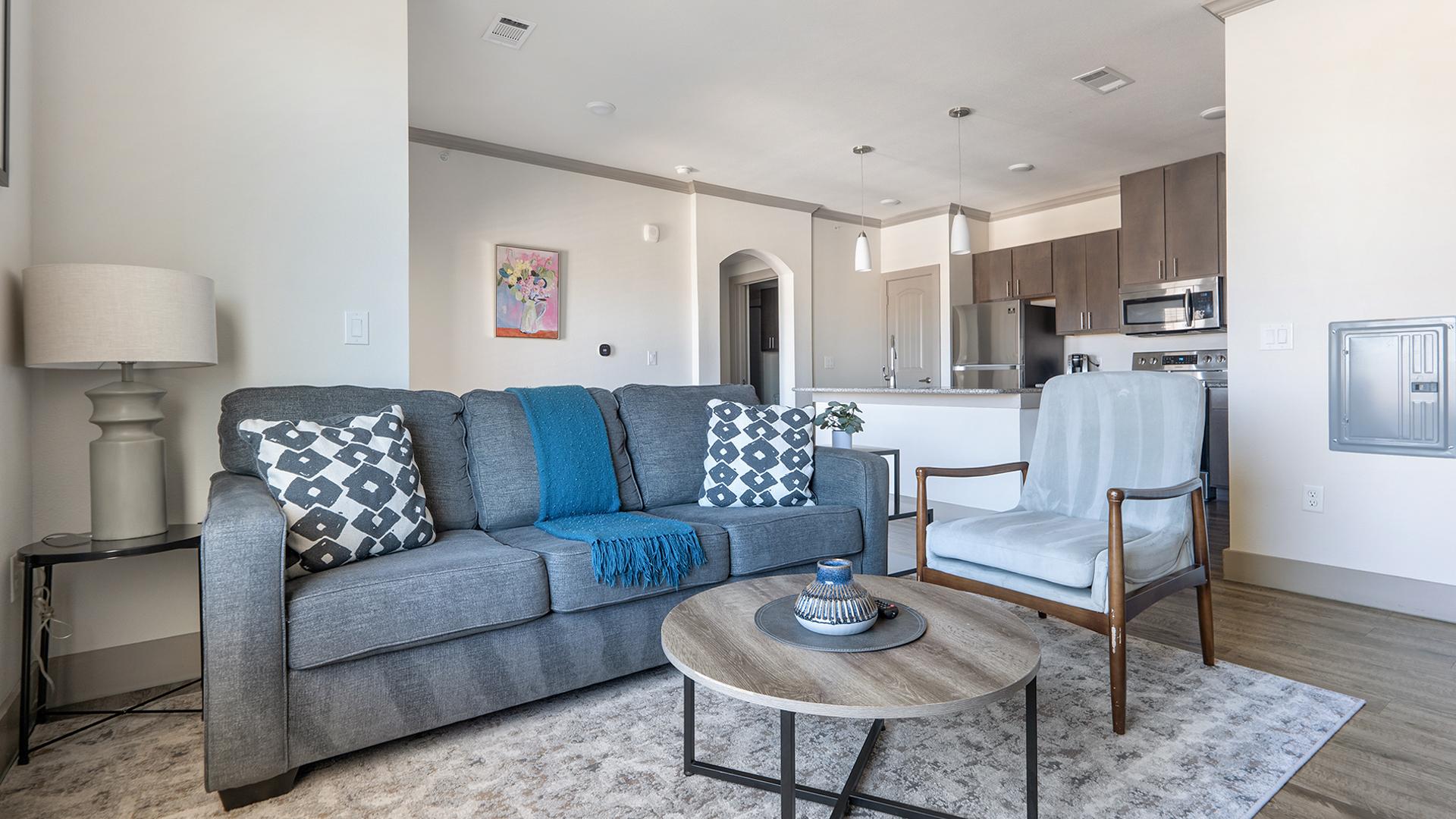 The Flats at Shadowglen 9302 - Photo 2