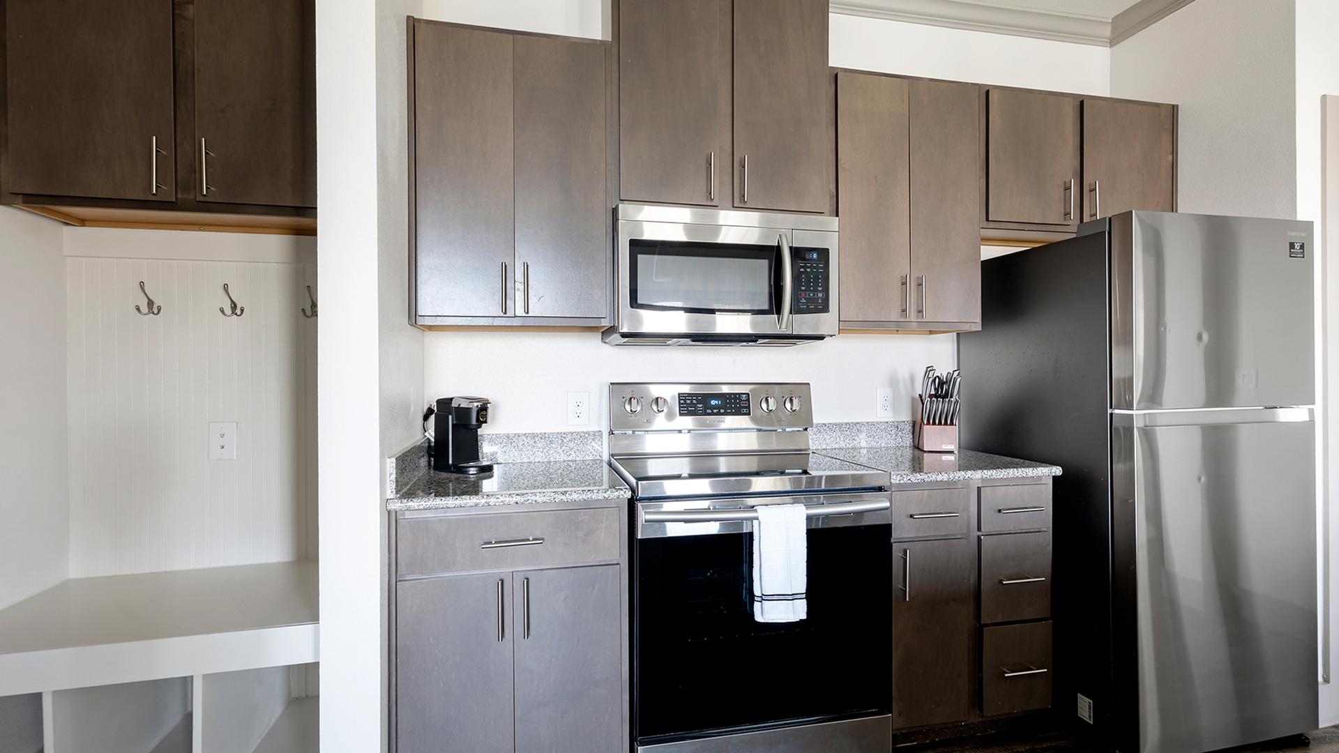The Flats at Shadowglen 9302 - Photo 11
