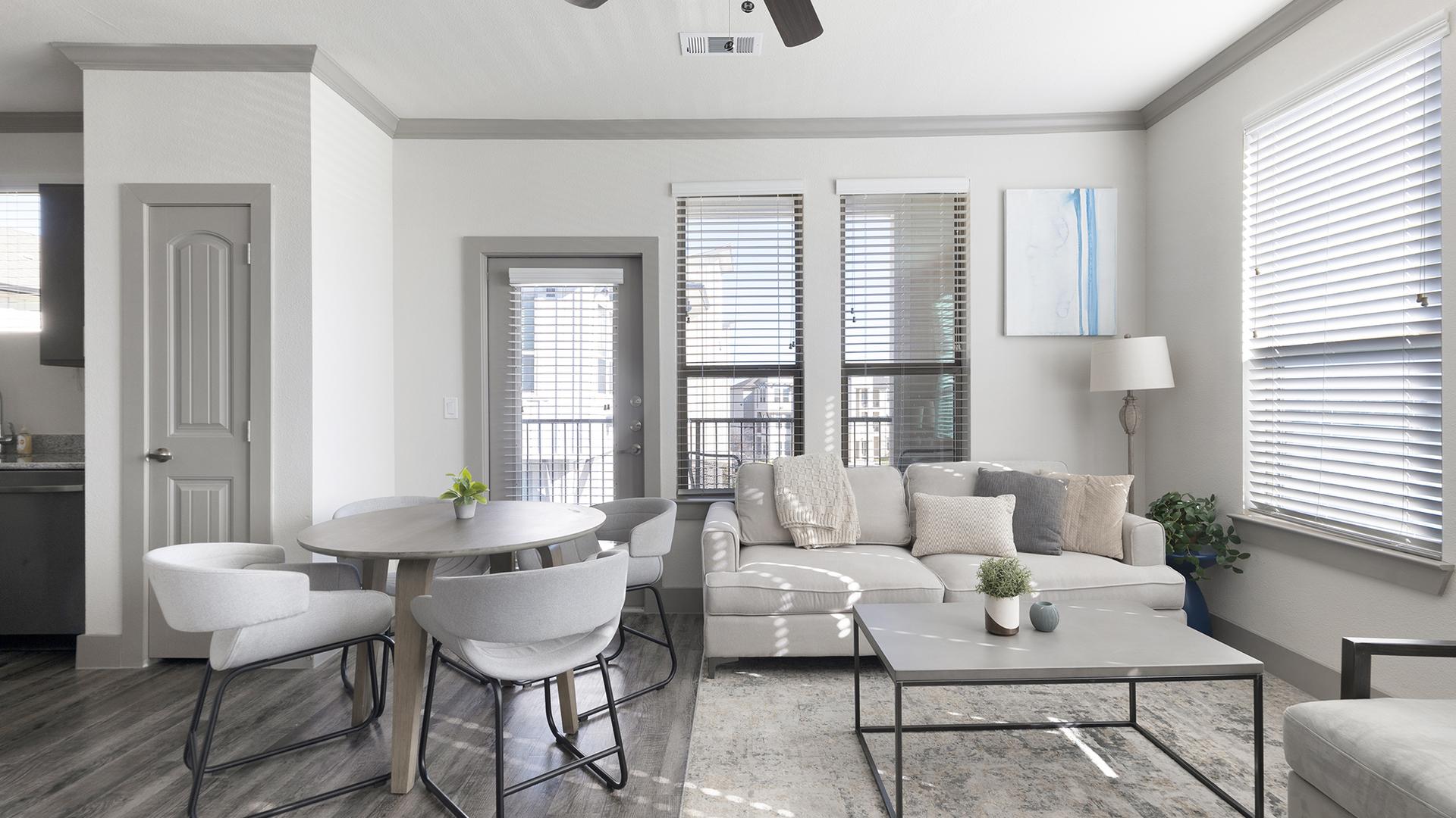 The Flats at Shadowglen 9302 - Photo 2