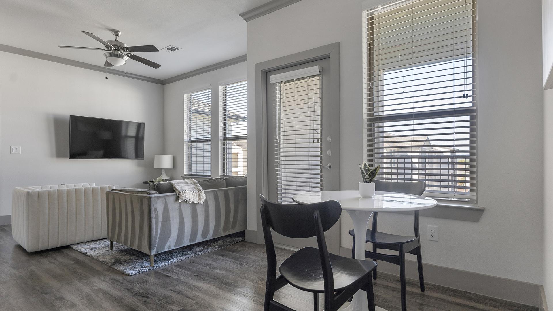The Flats at Shadowglen 9302 - Photo 10