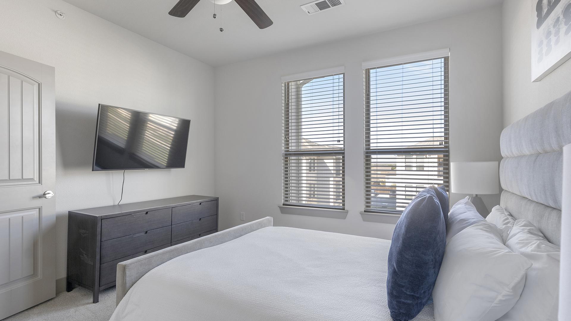 The Flats at Shadowglen 9302 - Photo 12
