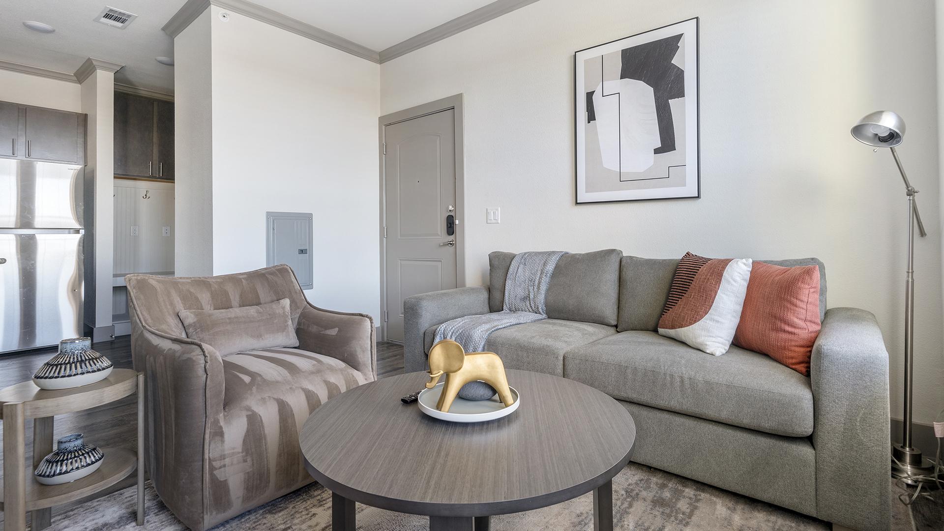 The Flats at Shadowglen 9302 - Photo 3