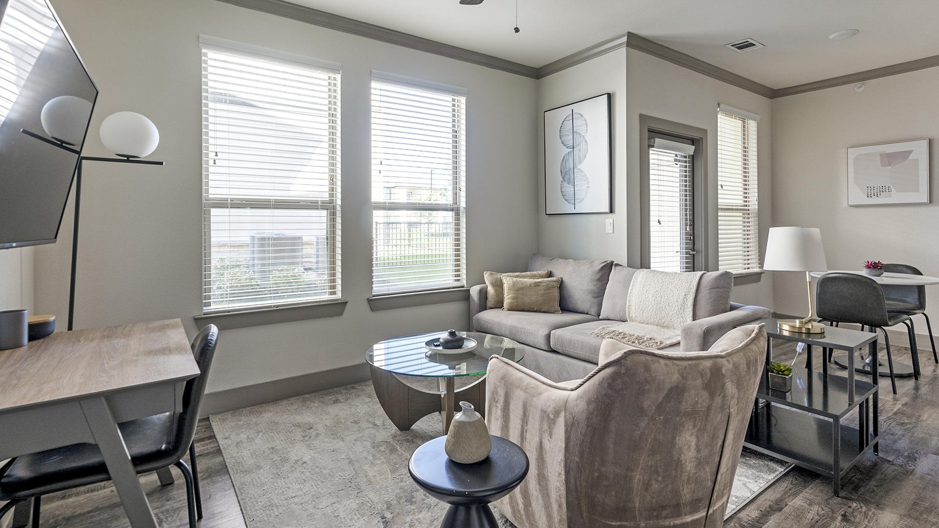 The Flats at Shadowglen 9302 - Photo 3