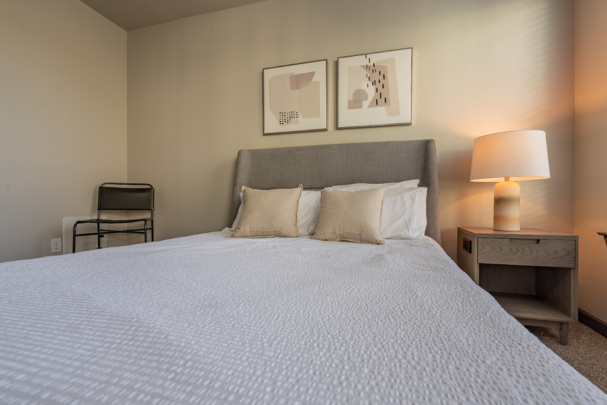 1353 - Landing Furnished Apartments at Lofts on Main