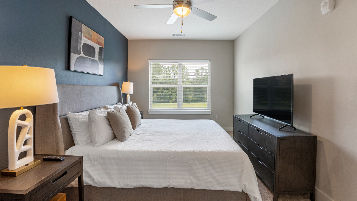 1204 - Landing Furnished Apartments at La Tierna