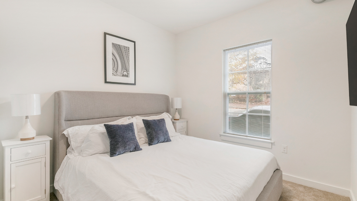 210 - Landing Furnished Apartments at Vida East