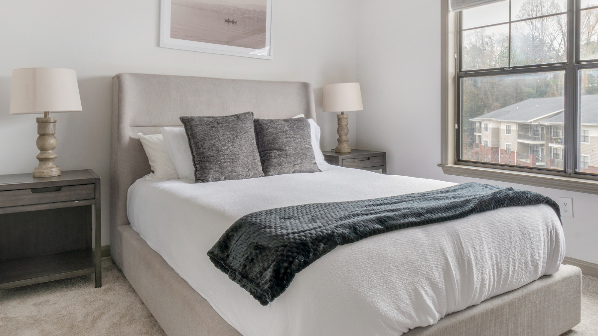 6203 - Landing Furnished Apartments at Monroe Place