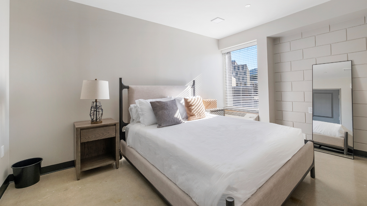 619 - Landing Furnished Apartments at Tower on Tenth