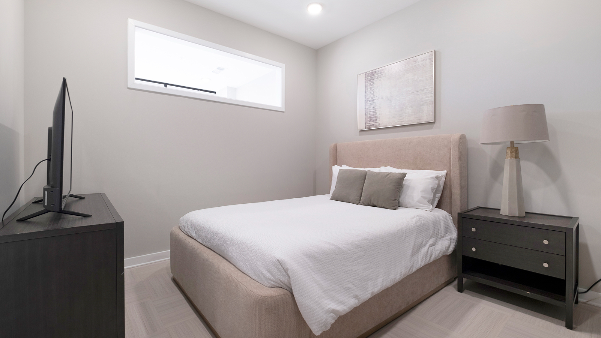 616 - Landing Furnished Apartments at The 600