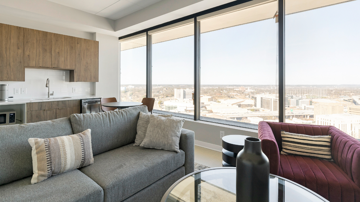 611 - Landing Furnished Apartments at The 600
