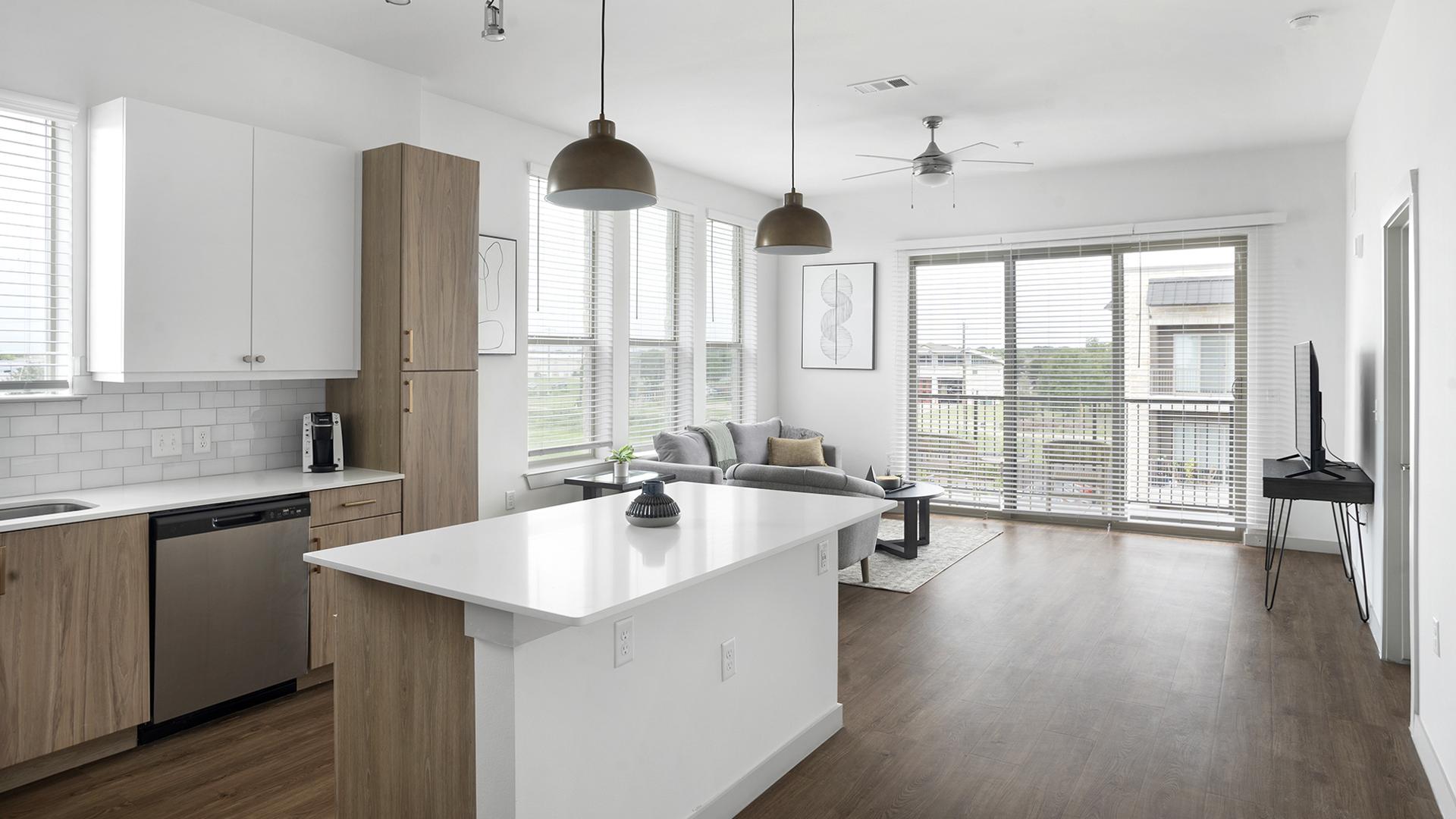 The Haywood 8308 - Photo 4