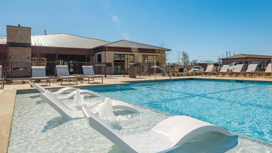 10208 - Landing Furnished Apartments at The Haywood