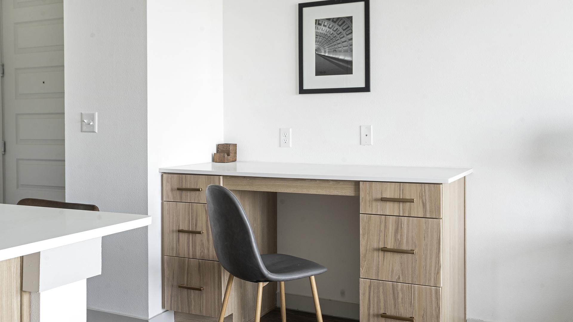 The Haywood 8308 - Photo 4