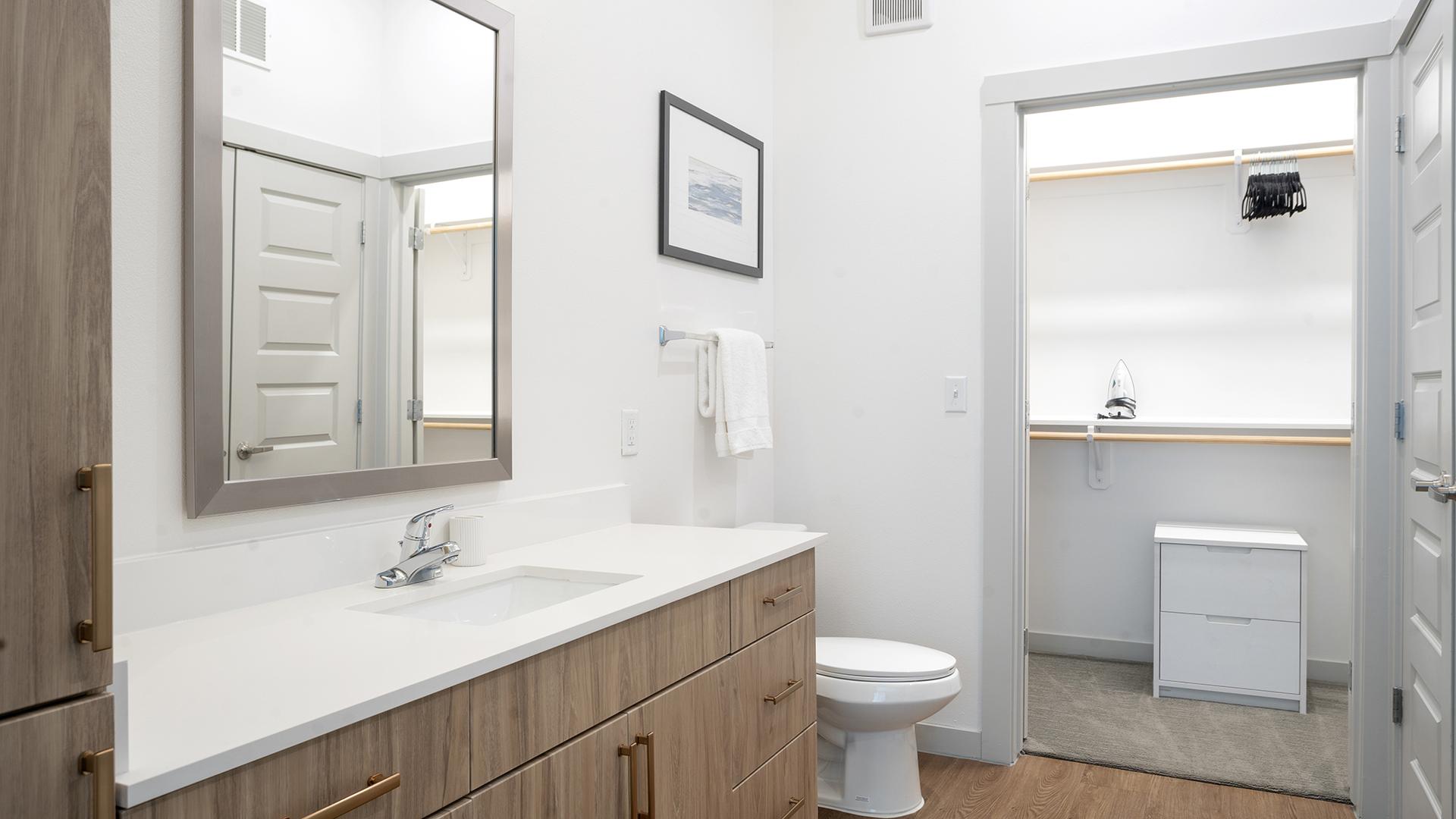 The Haywood 8308 - Photo 12