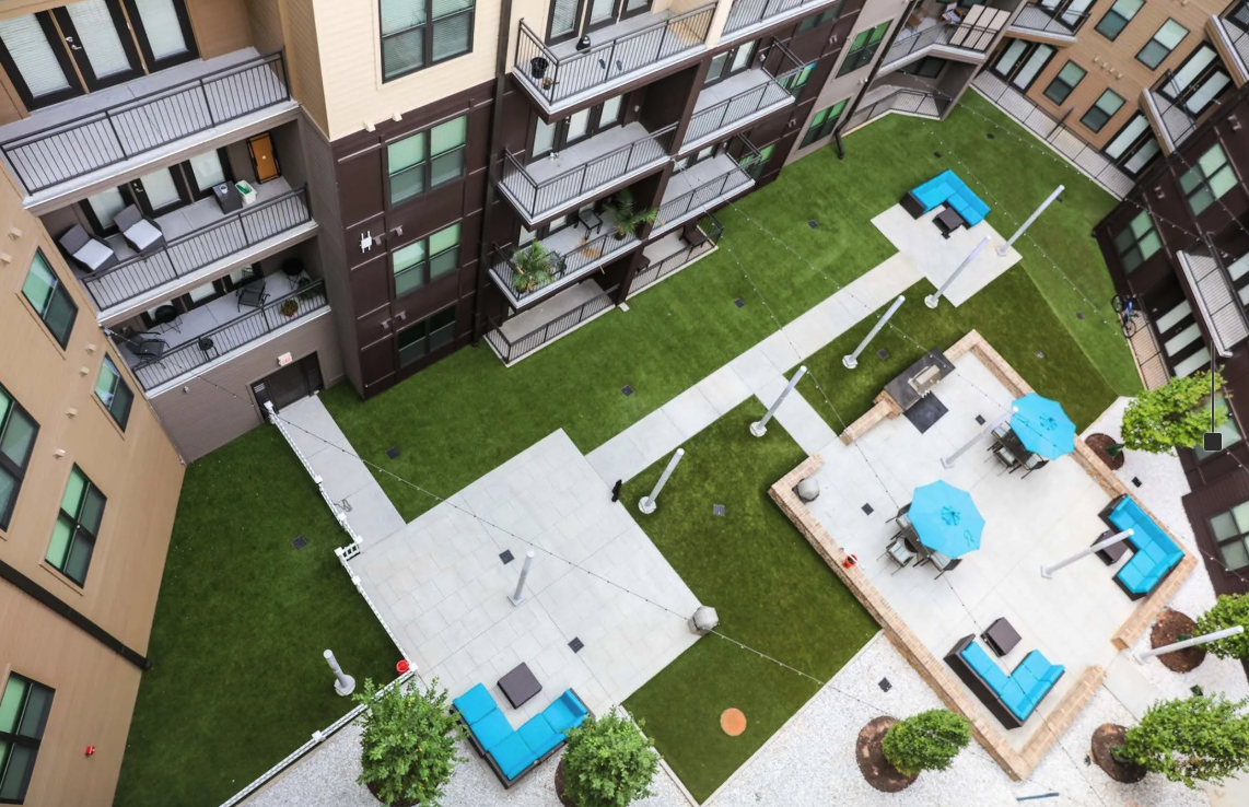 1316 - Landing Furnished Apartments at The Brady