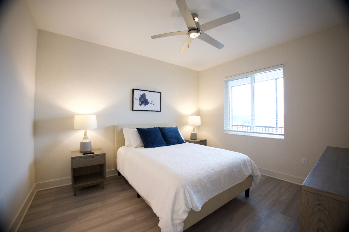 02-305 - Landing Furnished Apartments at Gateway Commons
