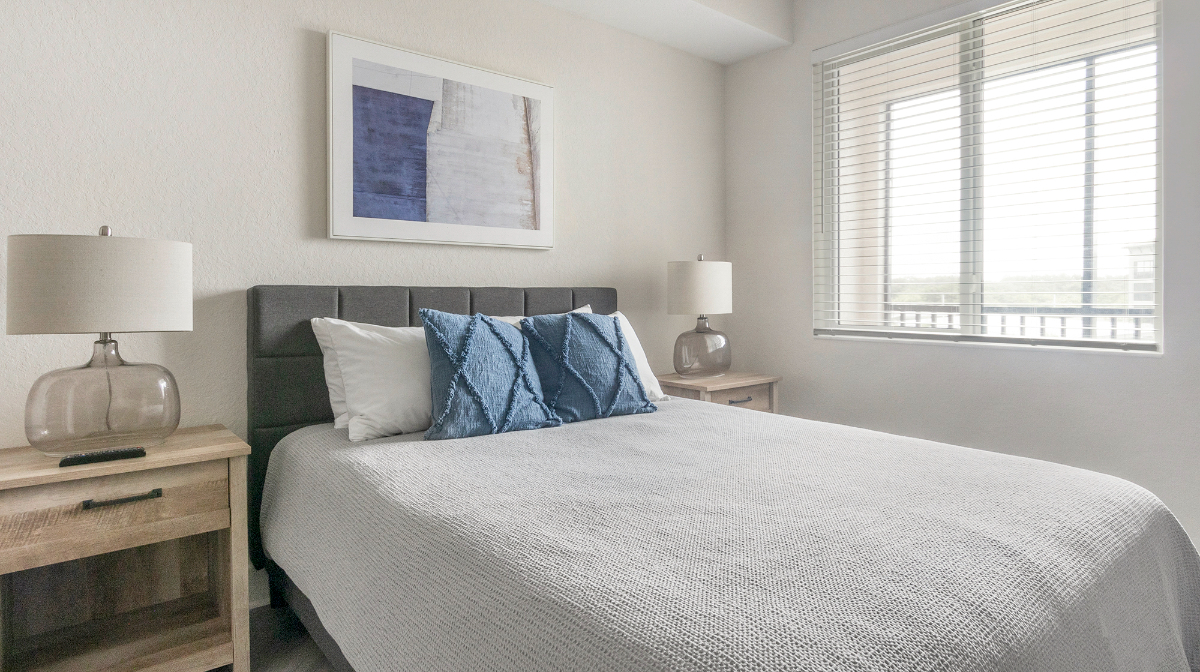 01-313 - Landing Furnished Apartments at Gateway Commons