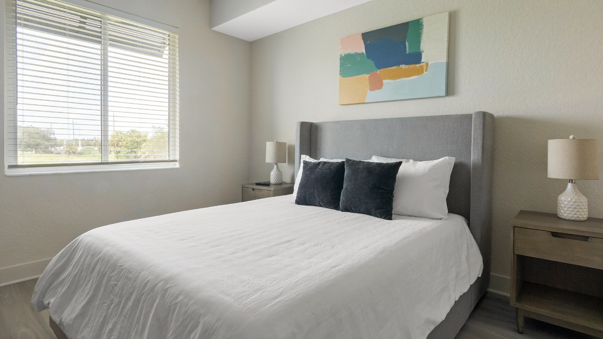 01-203 - Landing Furnished Apartments at Gateway Commons