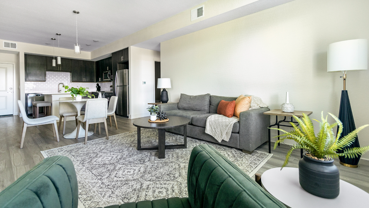 02-310 - Landing Furnished Apartments at Gateway Commons