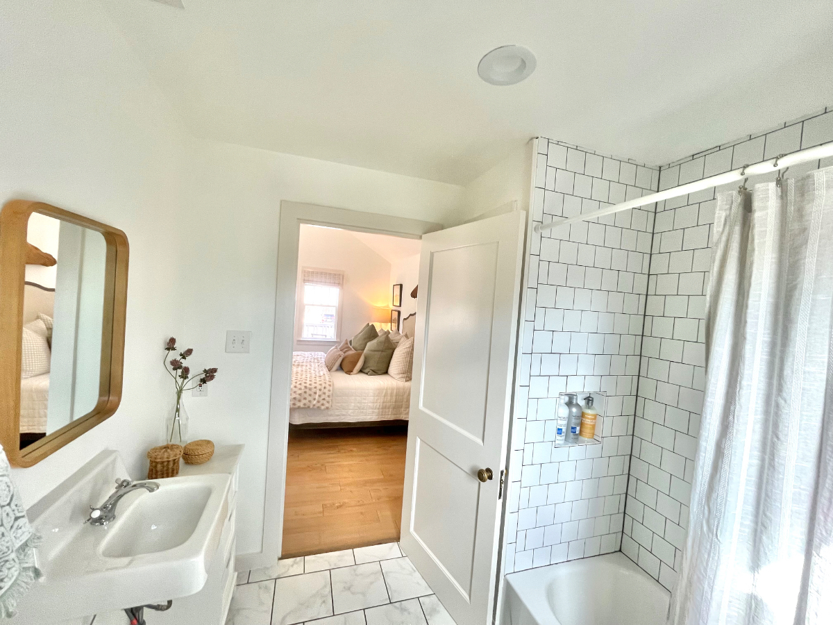 Historic downtown apartment - Photo 6