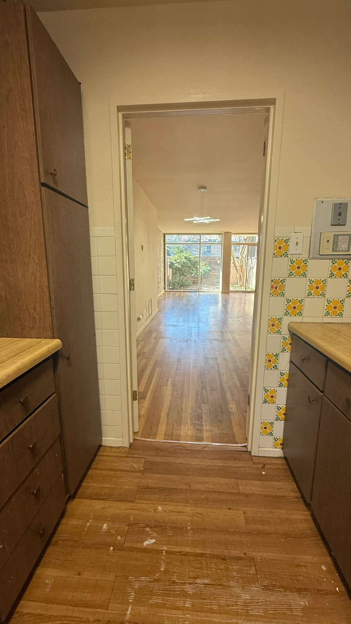 Ultimate Convenient Townhouse Located In Washington DC Location Awaits You in Our Updated 2BR Townho - Photo 3