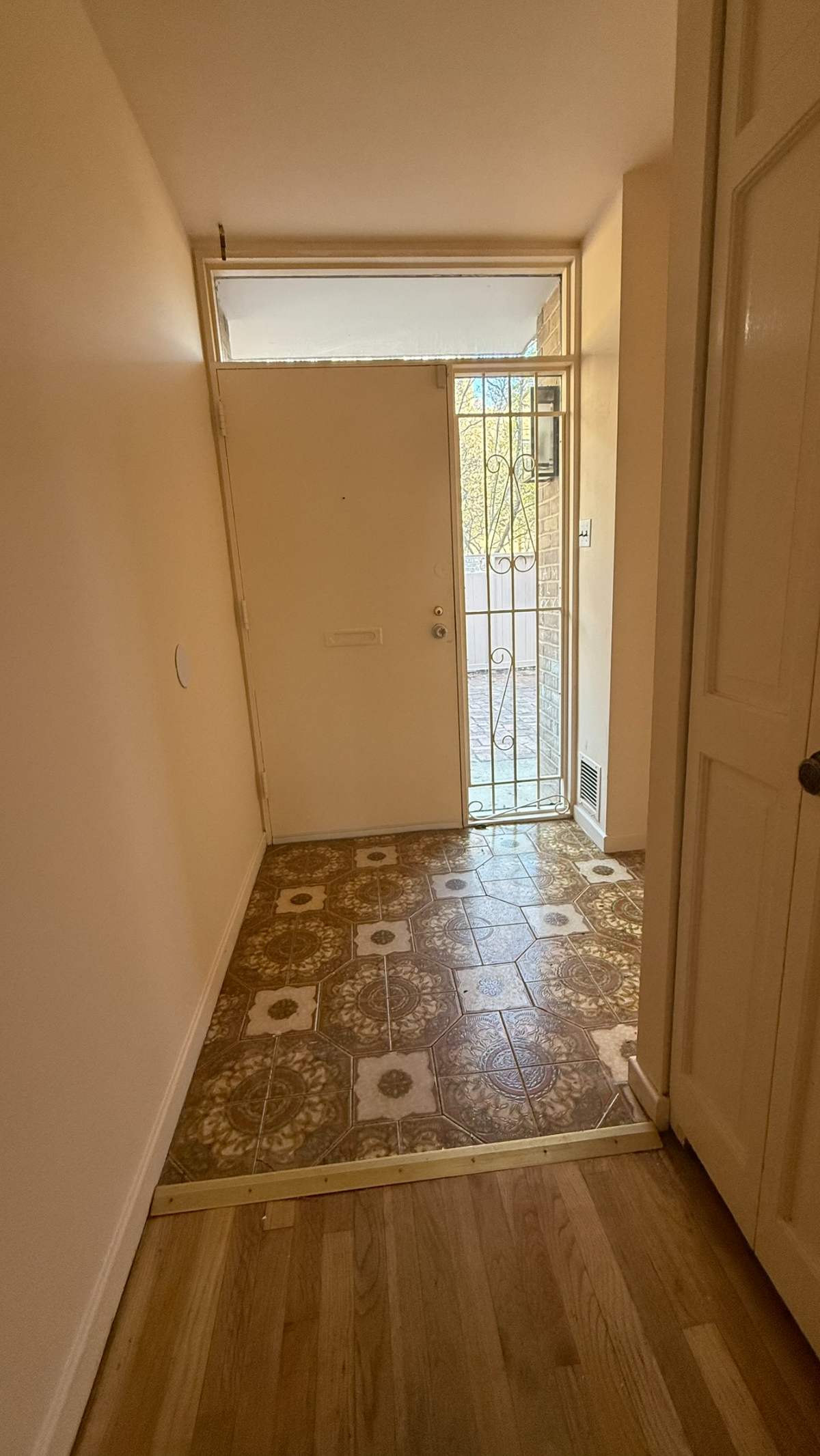 Ultimate Convenient Townhouse Located In Washington DC Location Awaits You in Our Updated 2BR Townho - Photo 7