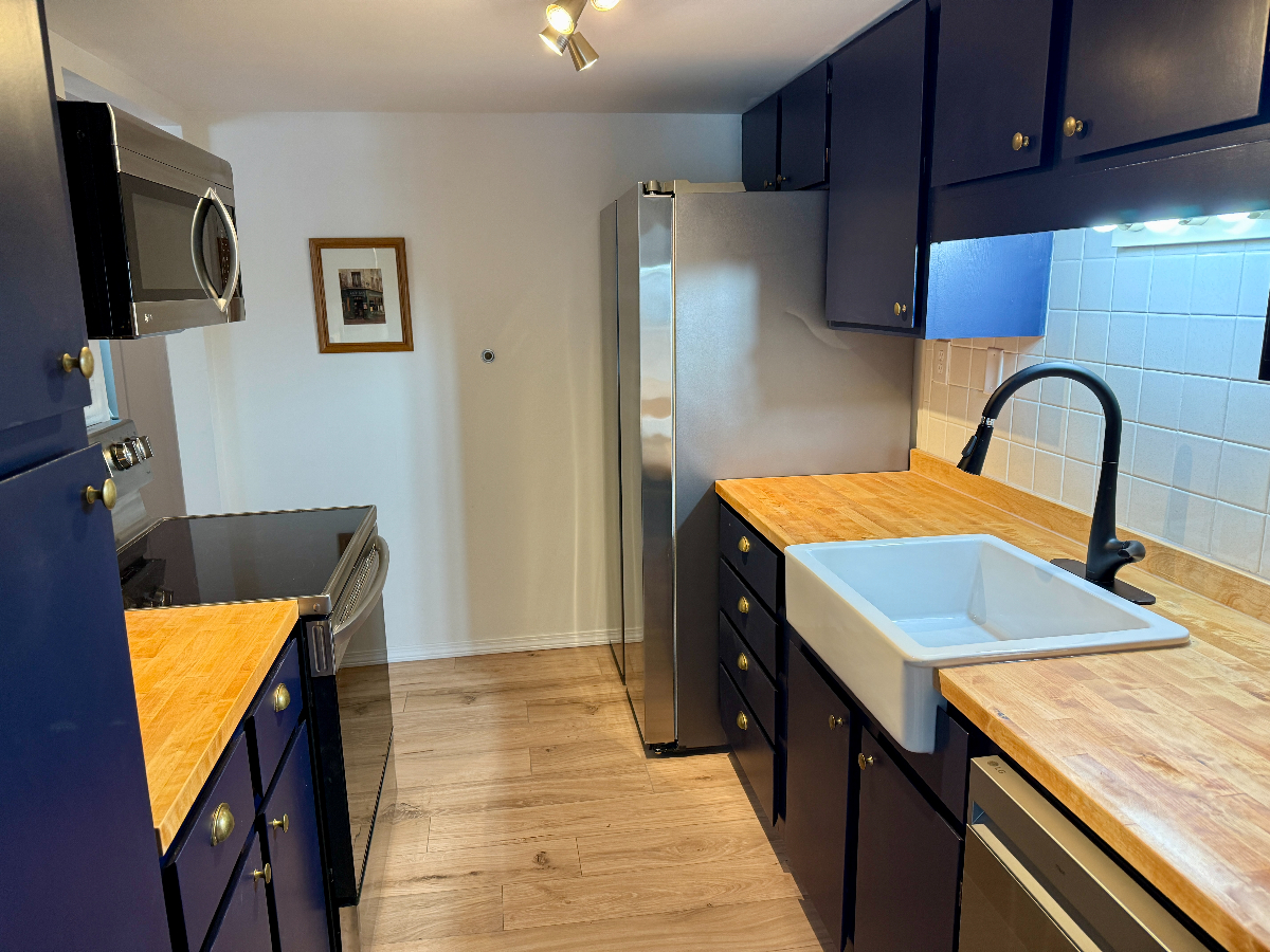 Turn-Key Condo - in Super-Convenient South Burlington - Photo 2