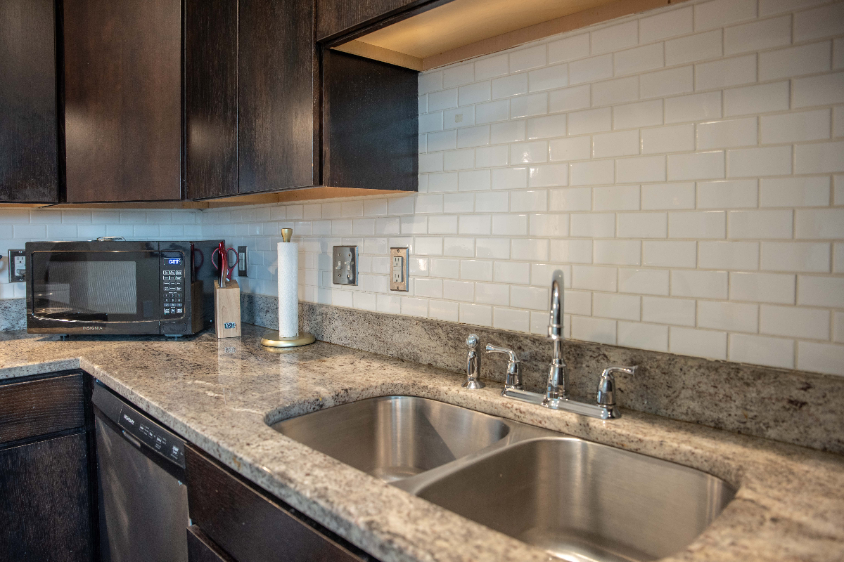 Lexington adorable duplex - Photo 11