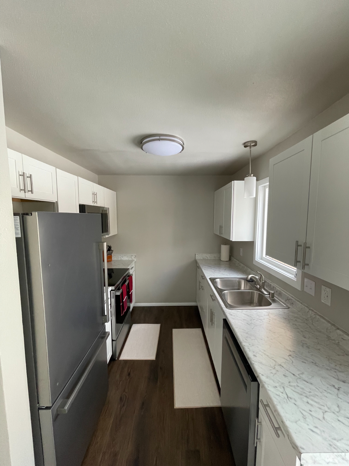 East 66th  Unit 2 - Photo 2