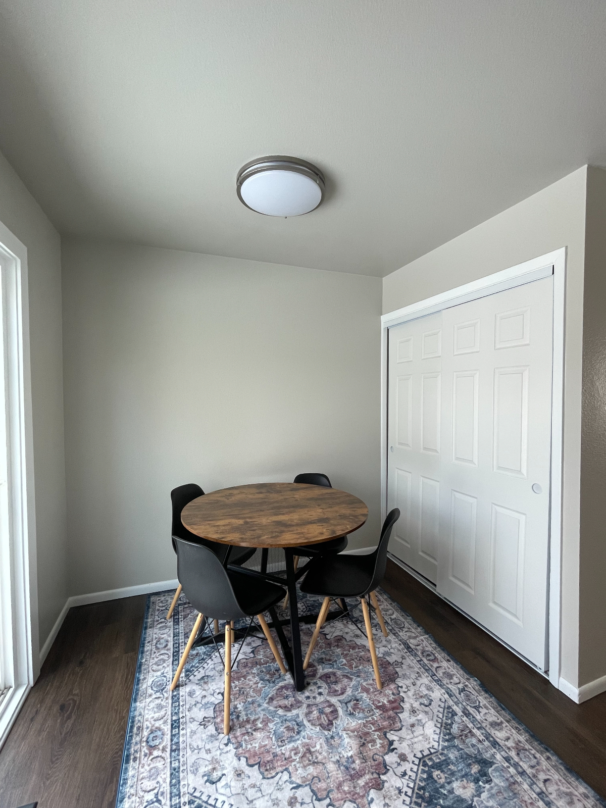 East 66th  Unit 2 - Photo 5