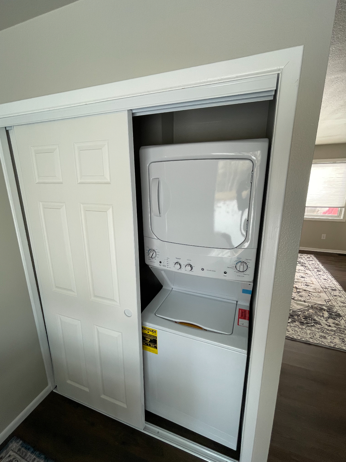 East 66th  Unit 2 - Photo 9
