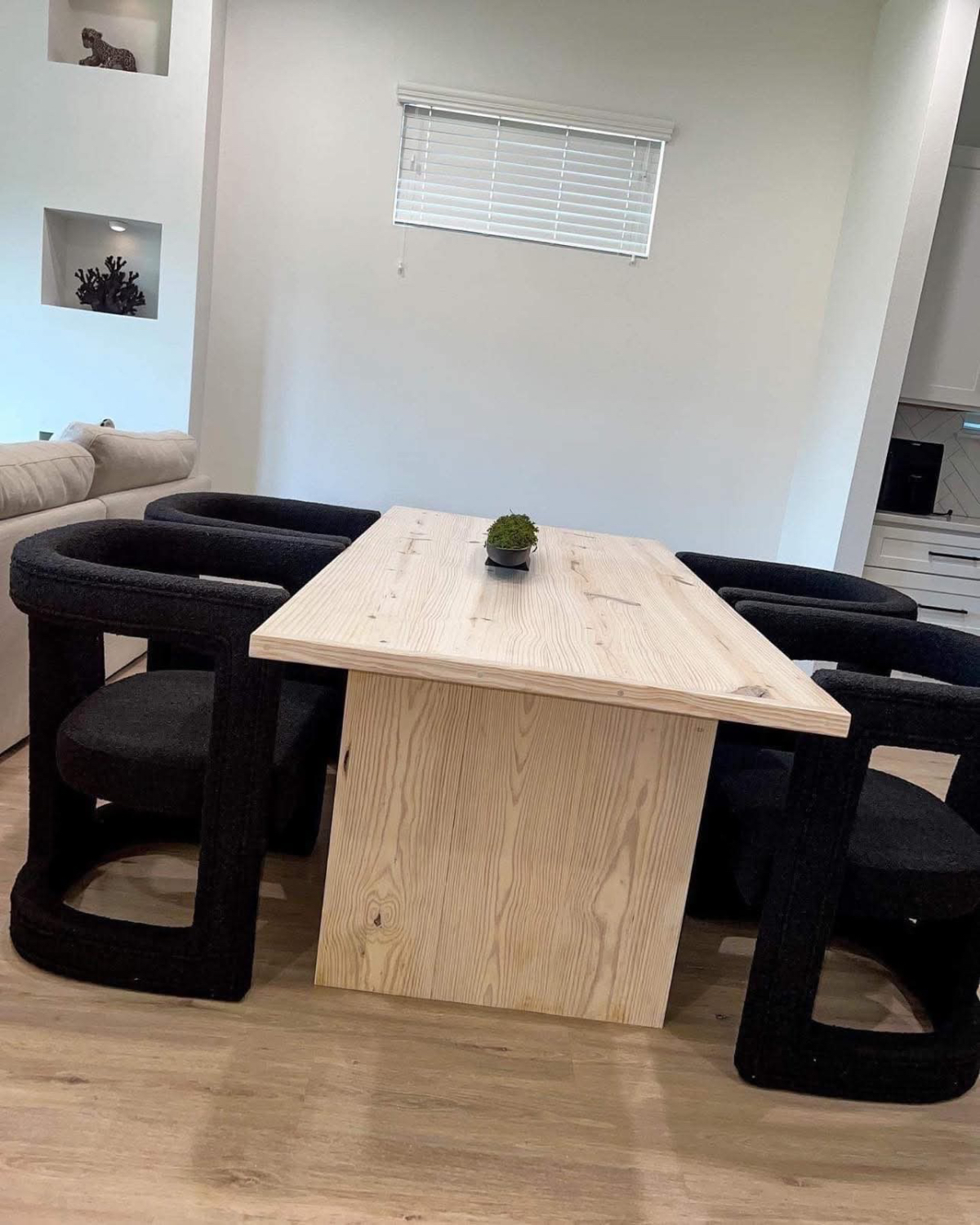 Chic 1-Bedroom Retreat - 5 minutes from downtown, 10 minutes from medical center - Photo 6