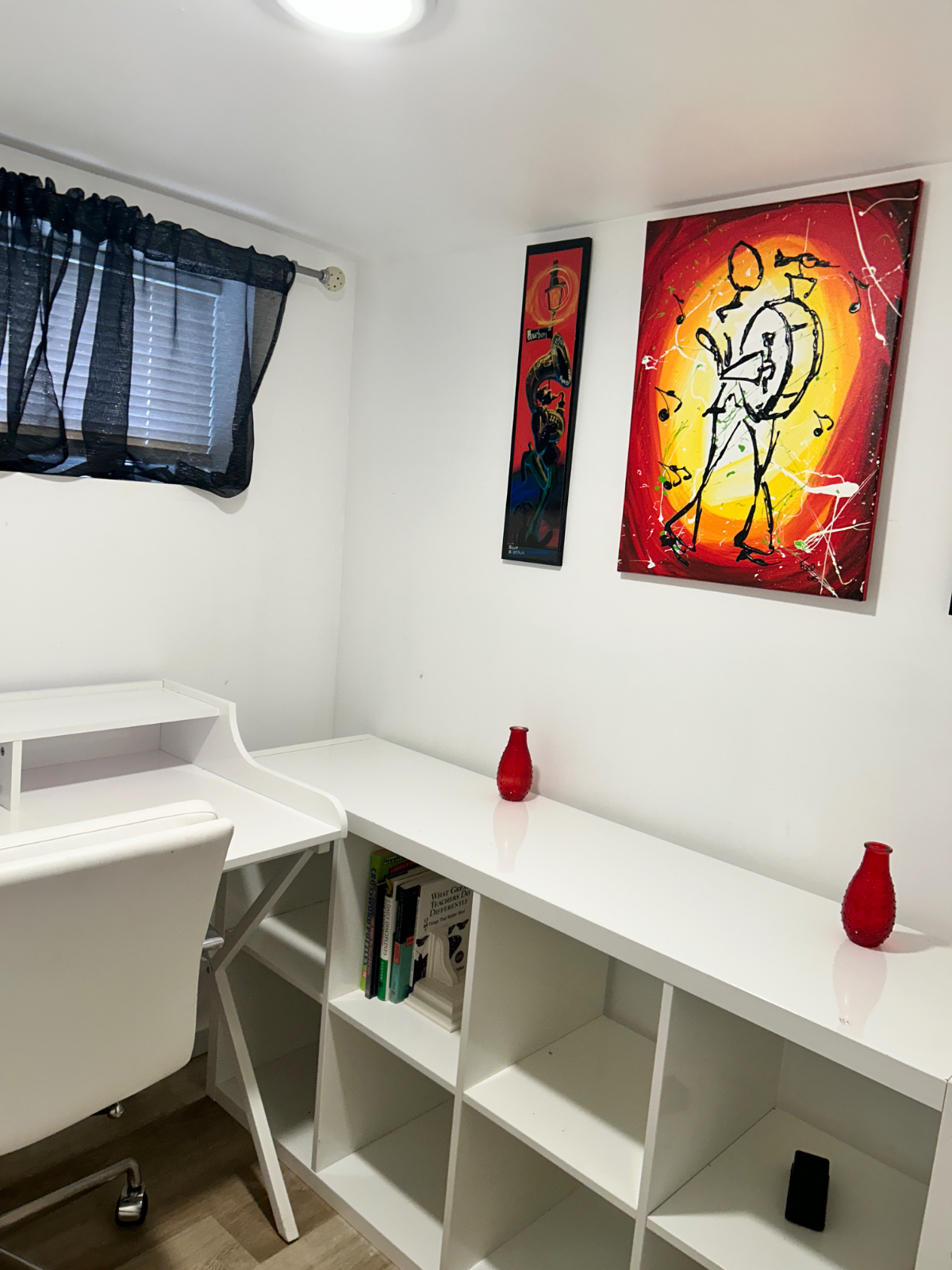 Fully Furnished Private Studio with Separate Entrance-Elmont, NY - Photo 2