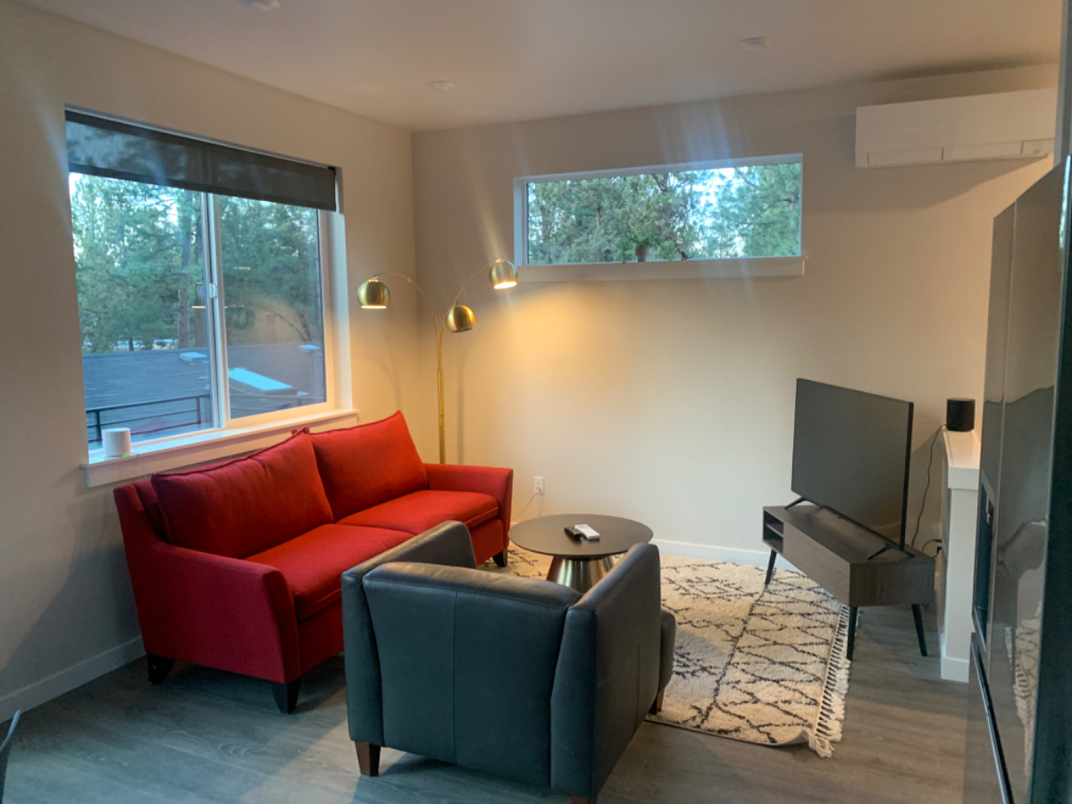 Woodriver Treehouse - New, Cozy Apartment In The Trees, Near The River - Photo 3