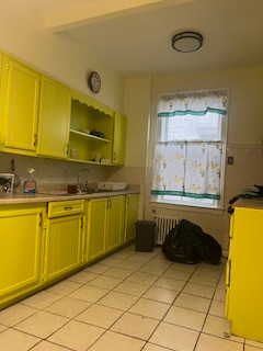 Private room available in well-maintained building,close to public transportation - Photo 5