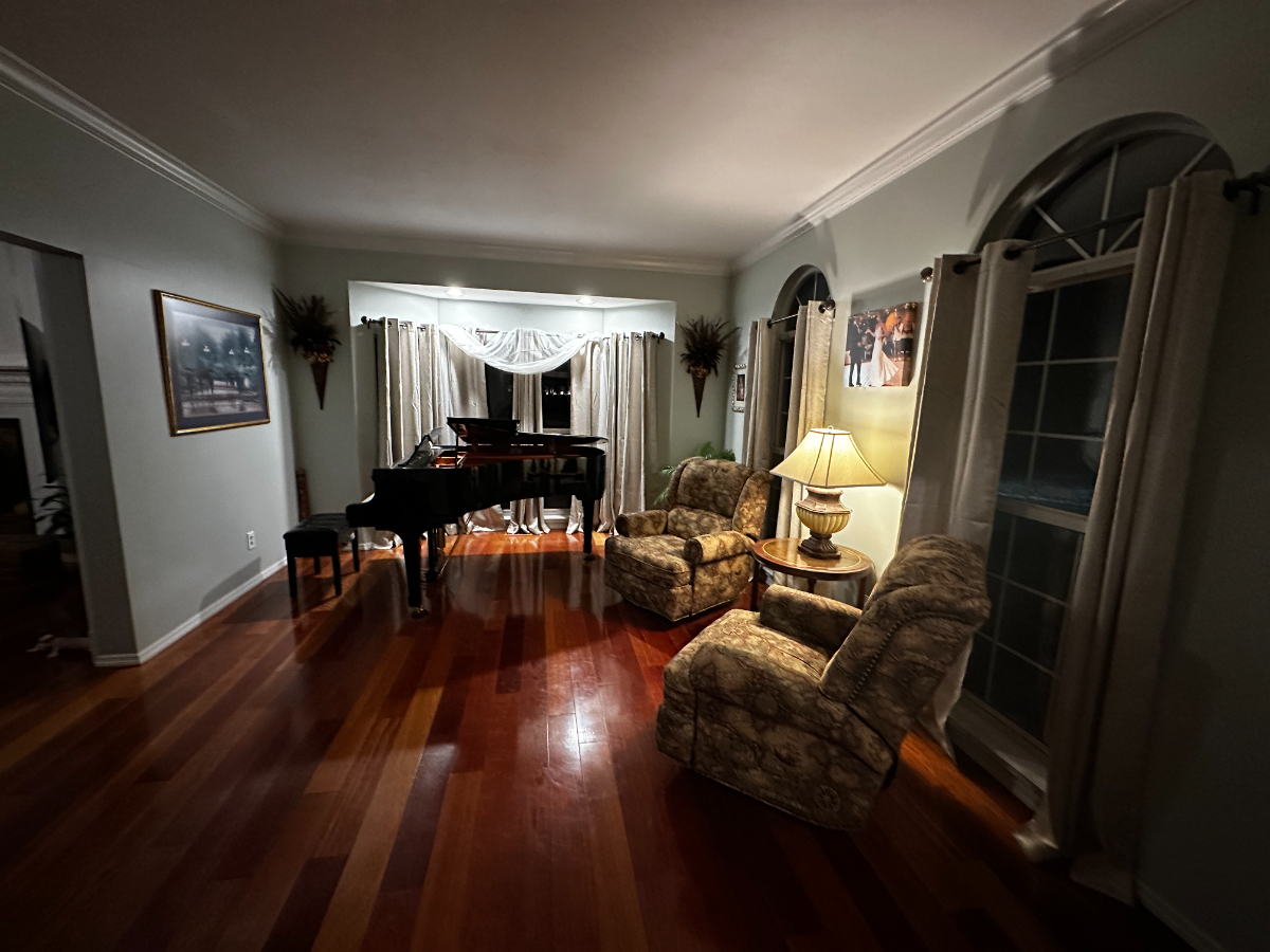 Saint Charles Gem - Serene Private Retreat with Luxe Comforts & Unique Amenities Room 1 - Photo 6