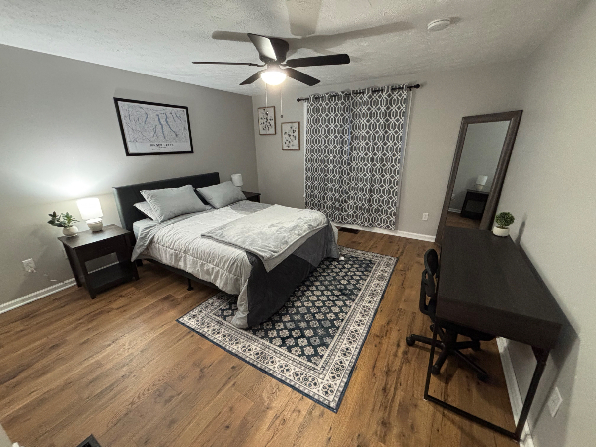 Cozy 2BR in Downtown Rochester - Photo 3