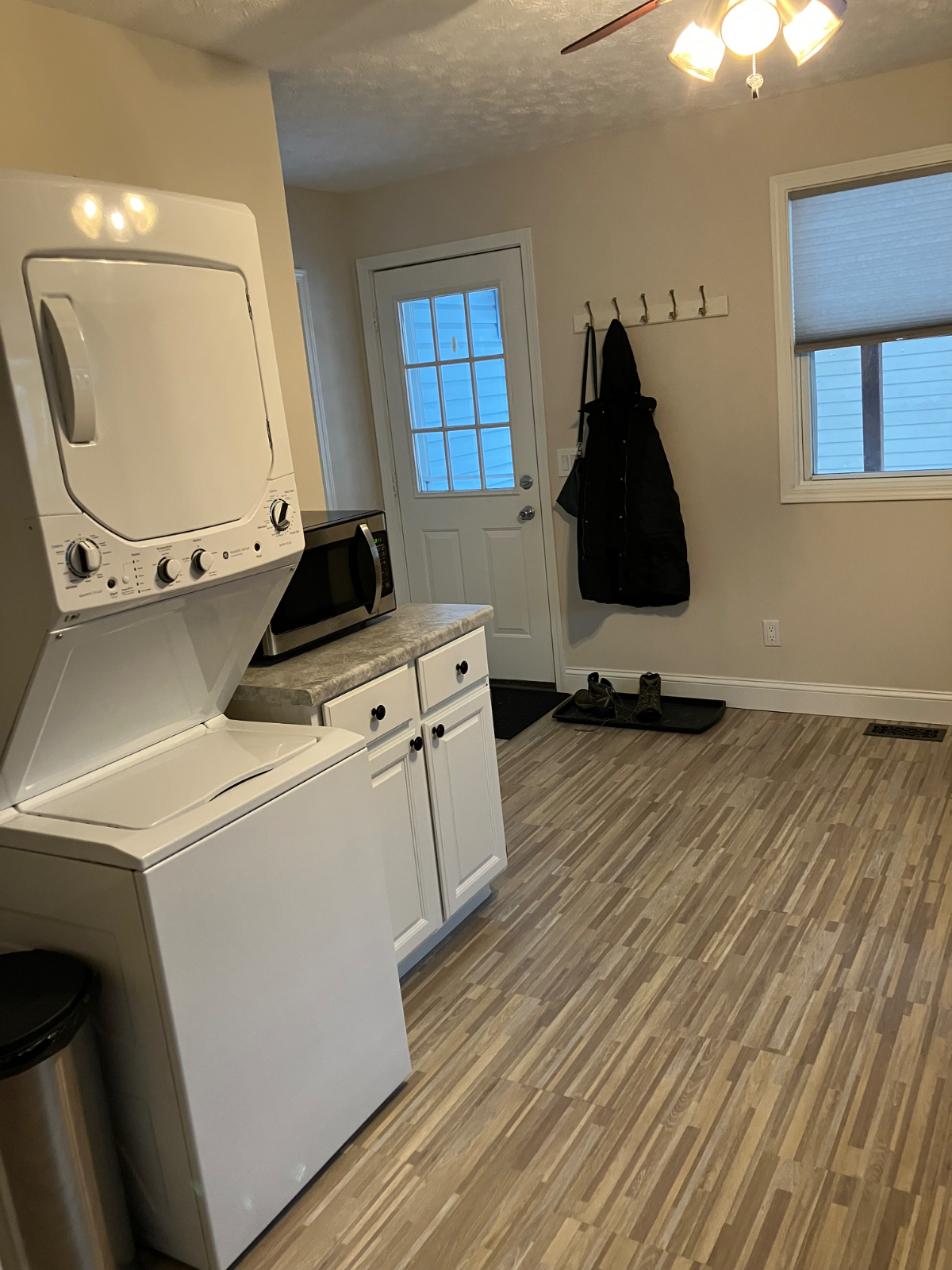 Charming apartment with shared kitchen in Serene Rochester NY Home - Walk to Culture & Cuisine - Photo 9