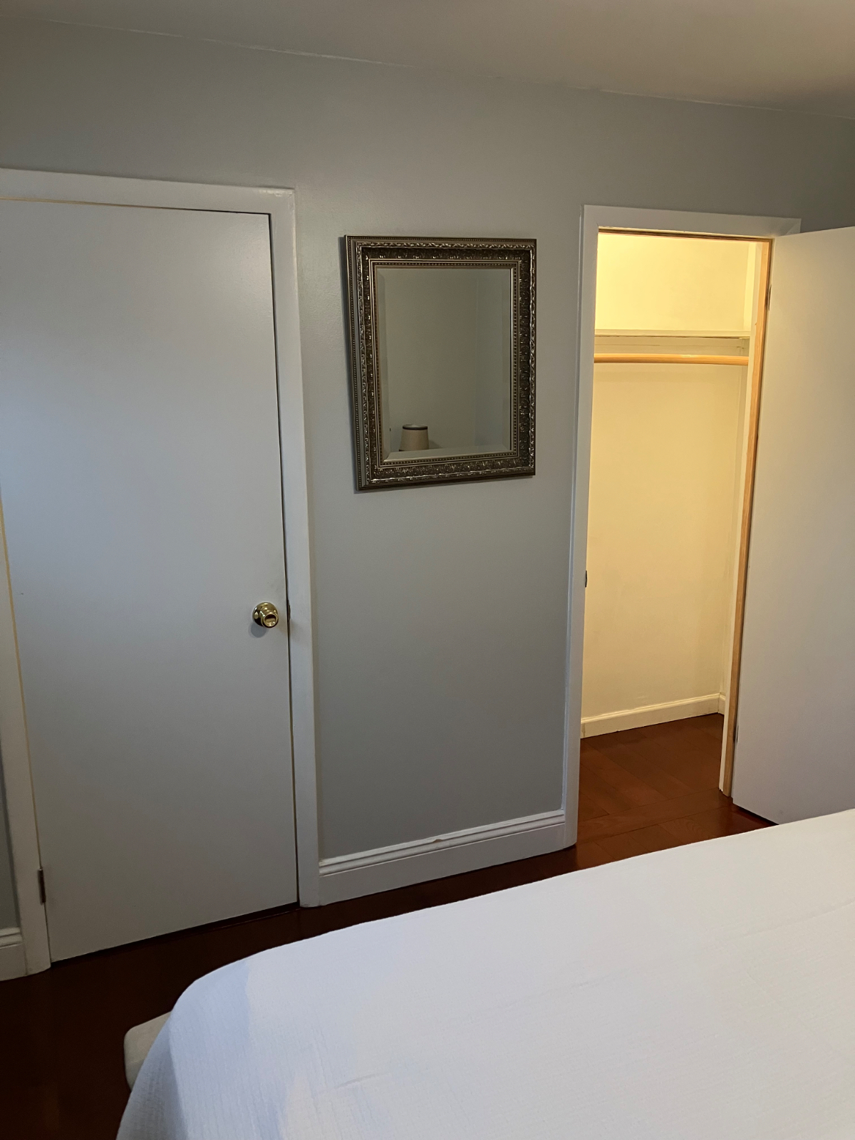 Charming apartment with shared kitchen in Serene Rochester NY Home - Walk to Culture & Cuisine - Photo 6
