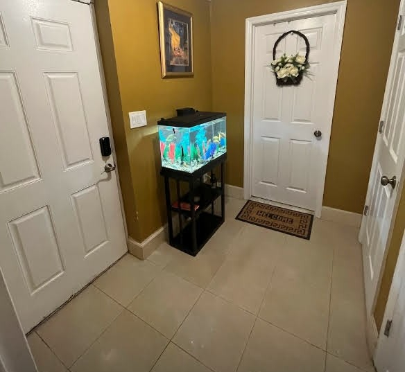 Charming Studio Oasis with Modern Amenities and Serene Backyard - Utilities Included. - Photo 1