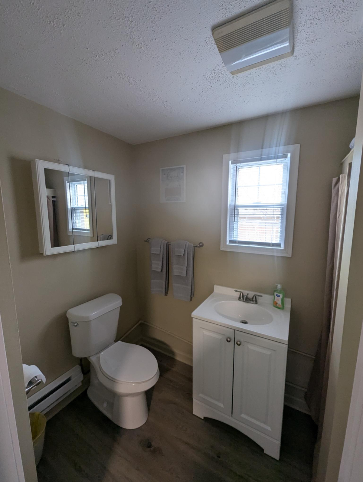 Quiet 2 Bedroom - Walking distance to OGH - Photo 7