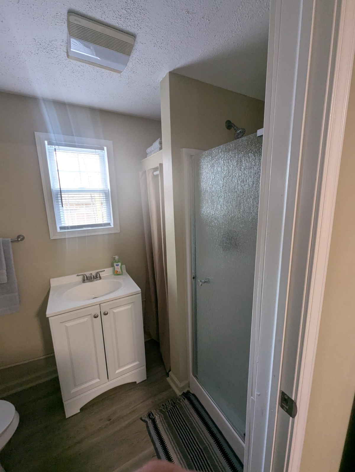 Quiet 2 Bedroom - Walking distance to OGH - Photo 8