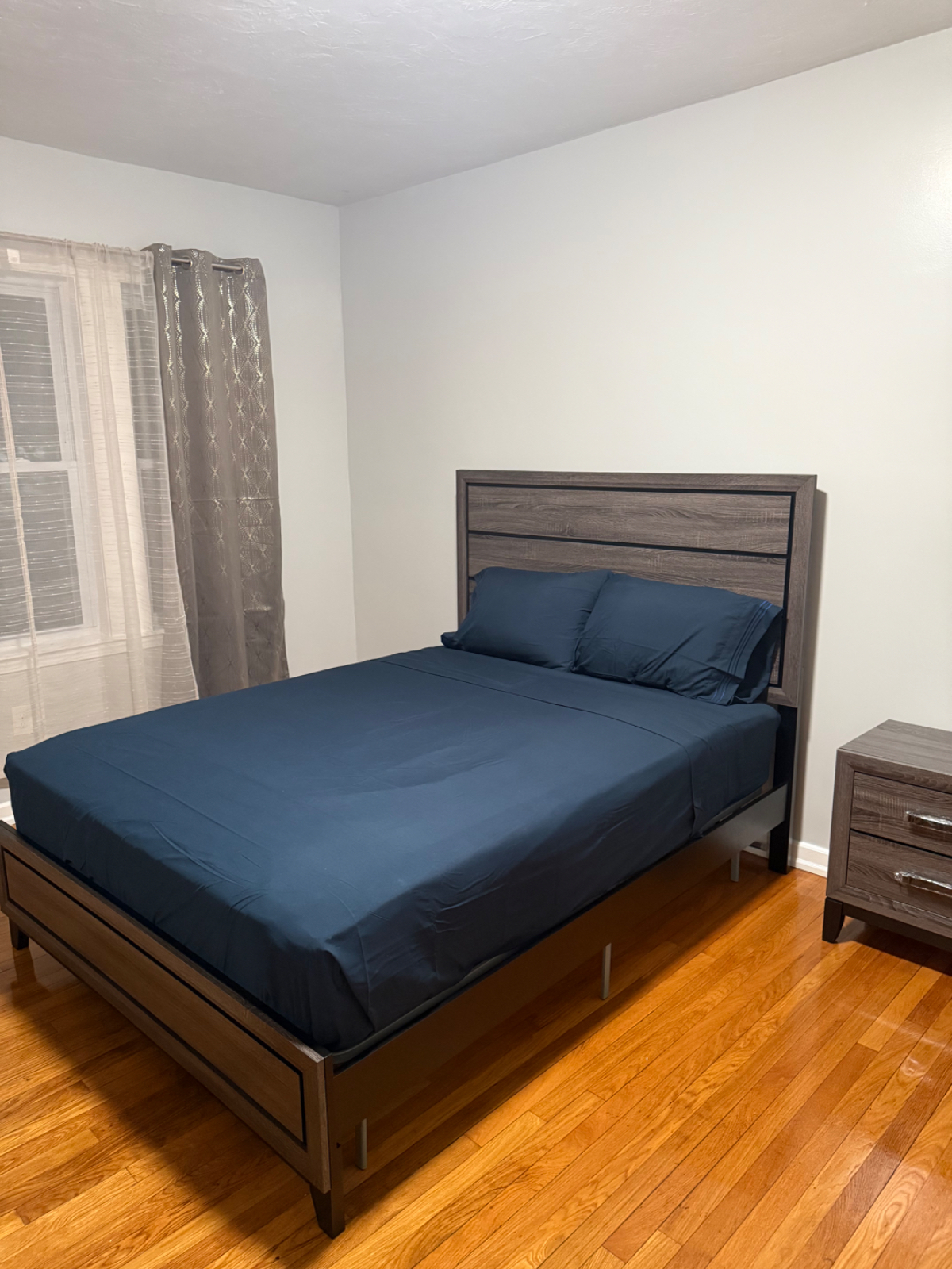 Stunning Bedroom with All Comforts in Mattapan
