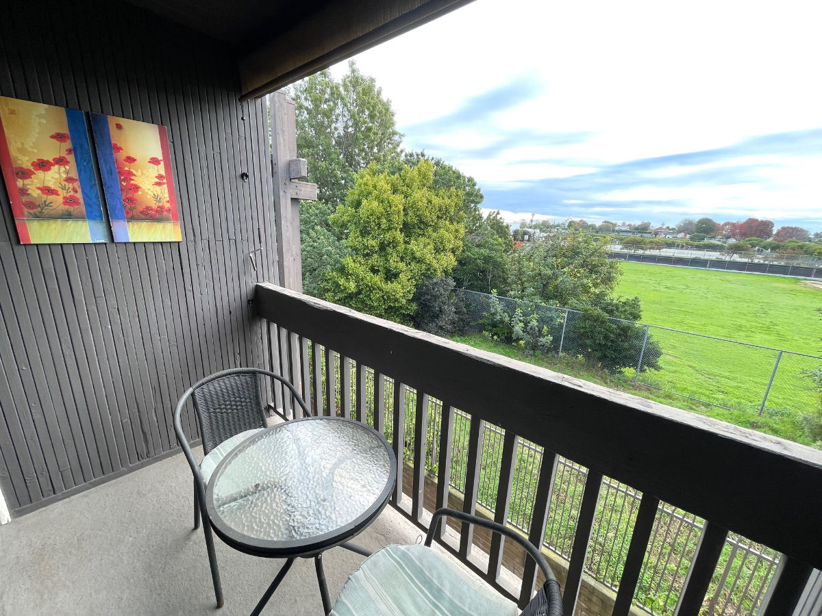 Cozy Sweet Condo Home Near LAX & the Beach - Photo 3