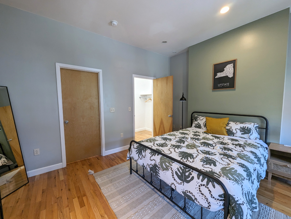 Spacious 2BR/1.5BA in Downtown Albany - Photo 12