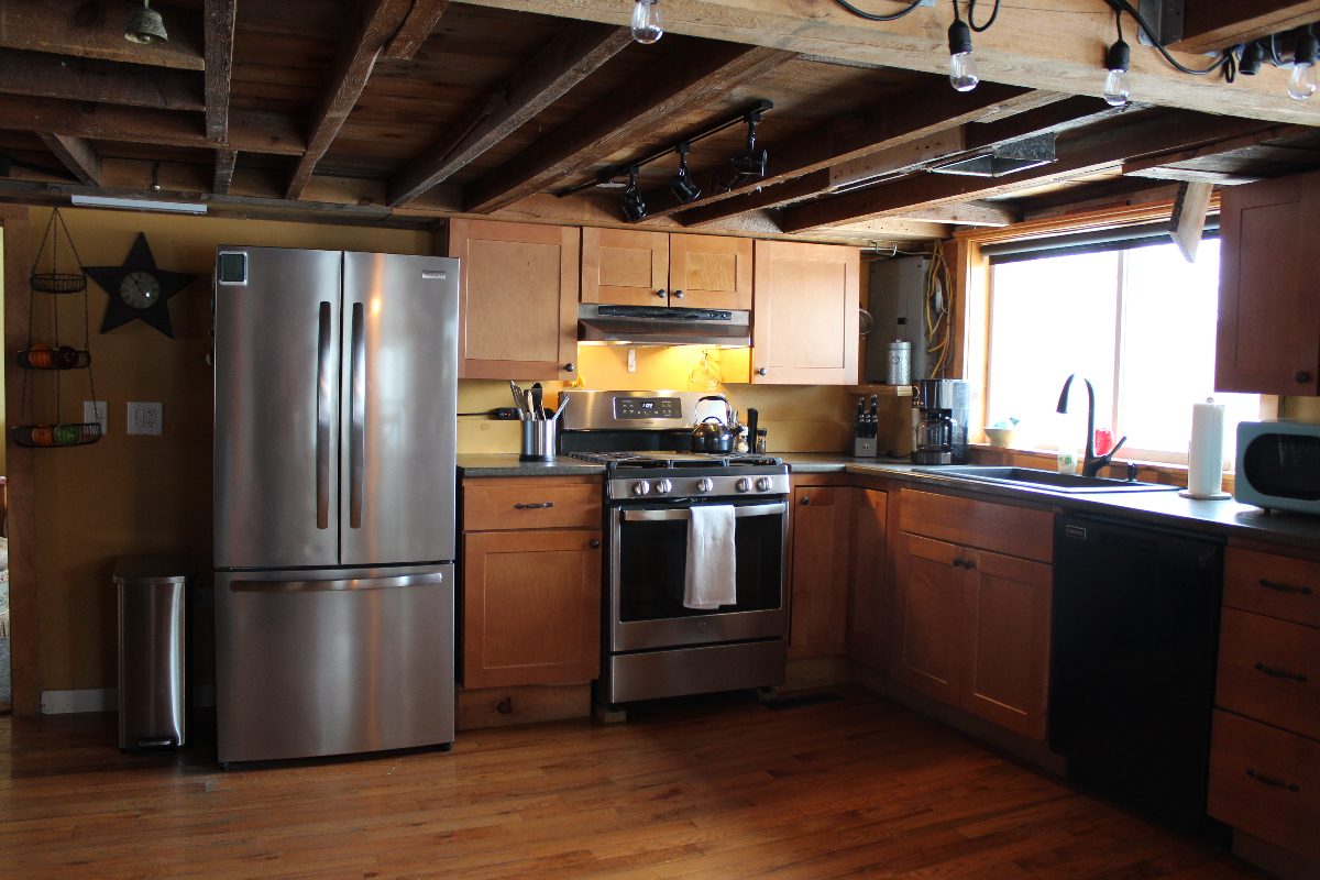Quintessential Vermont Cottage - Photo 8