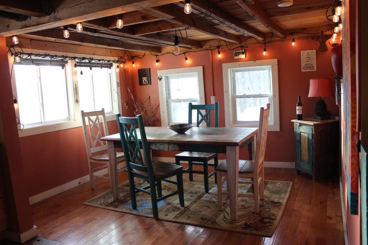 Quintessential Vermont Cottage - Photo 6