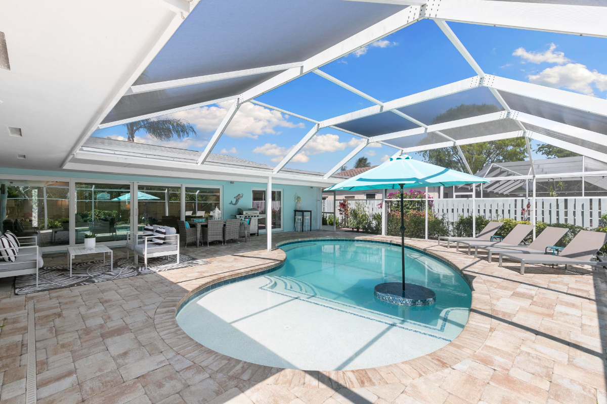 Pet Friendly w/Pool & Garden Views on Marco - Photo 7