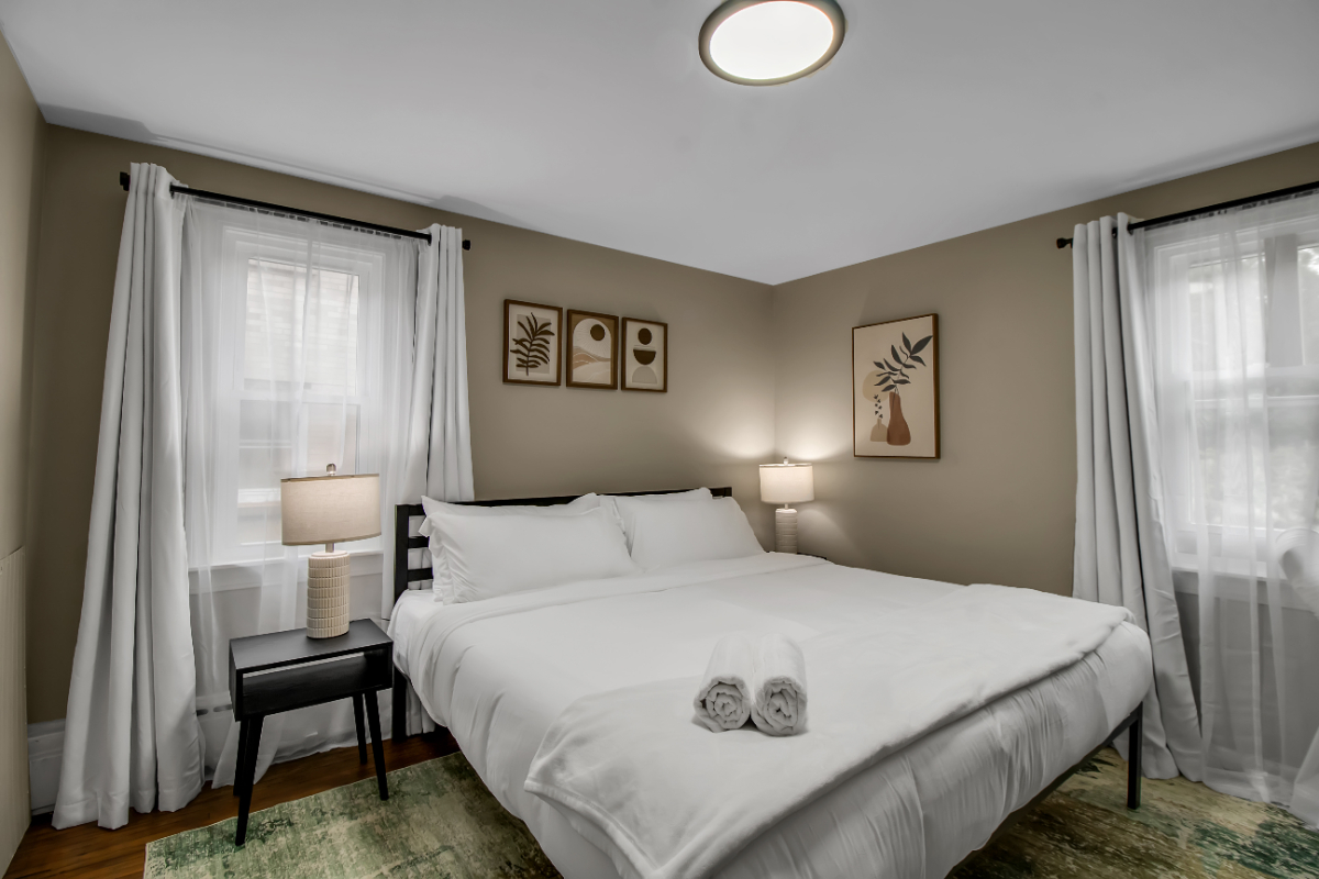 2 Bed by Bill Stadium (Many units available) - Photo 11